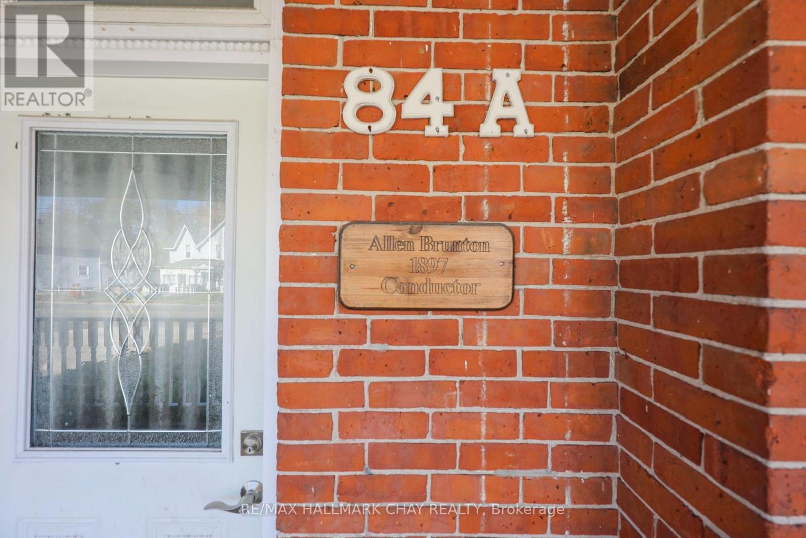 84 BURTON AVENUE, Barrie (Allandale) — photo 10