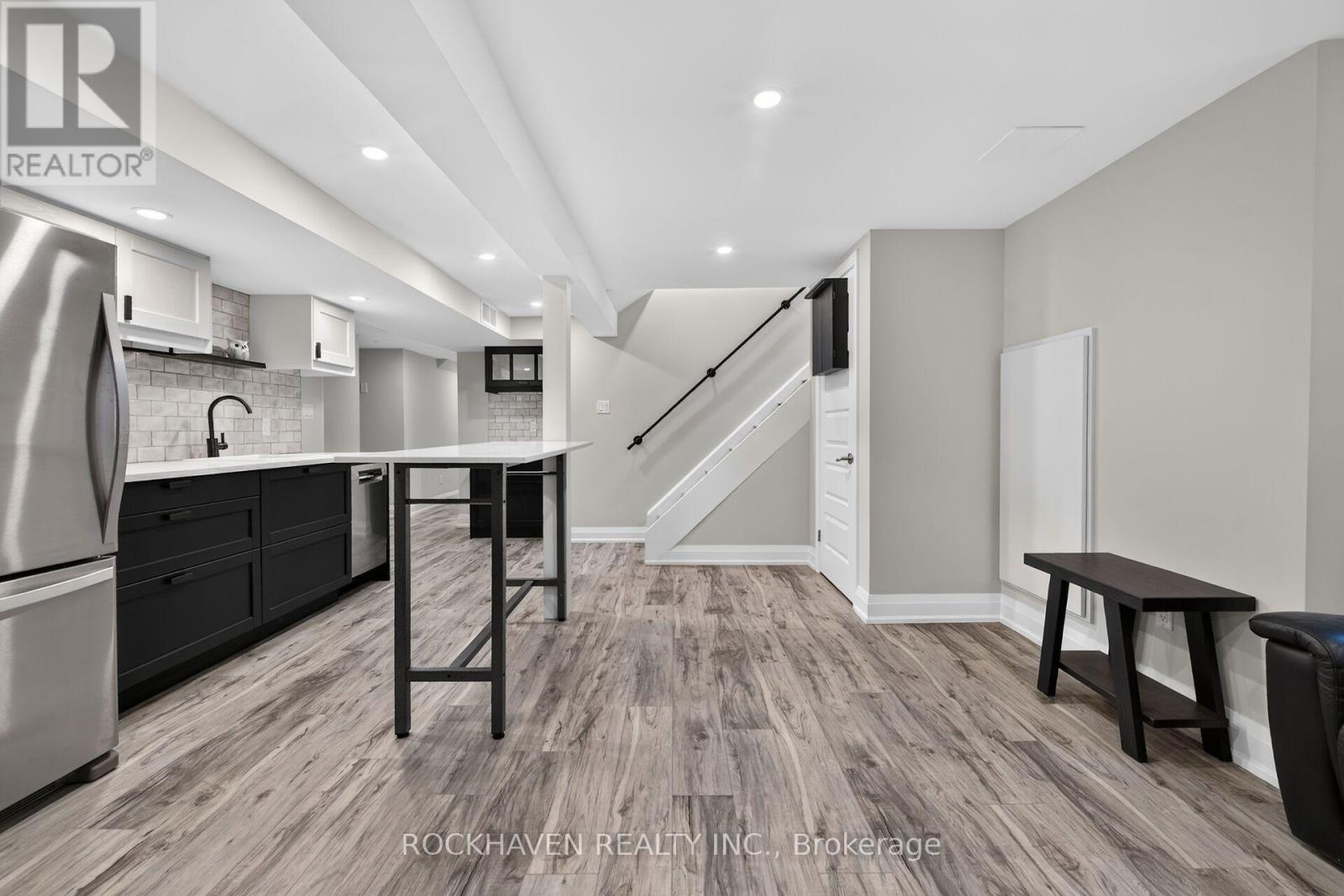 102 Lovers Lane, Hamilton, ON photo 35