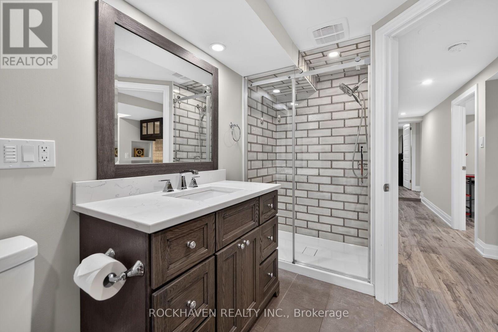 102 Lovers Lane, Hamilton, ON photo 37