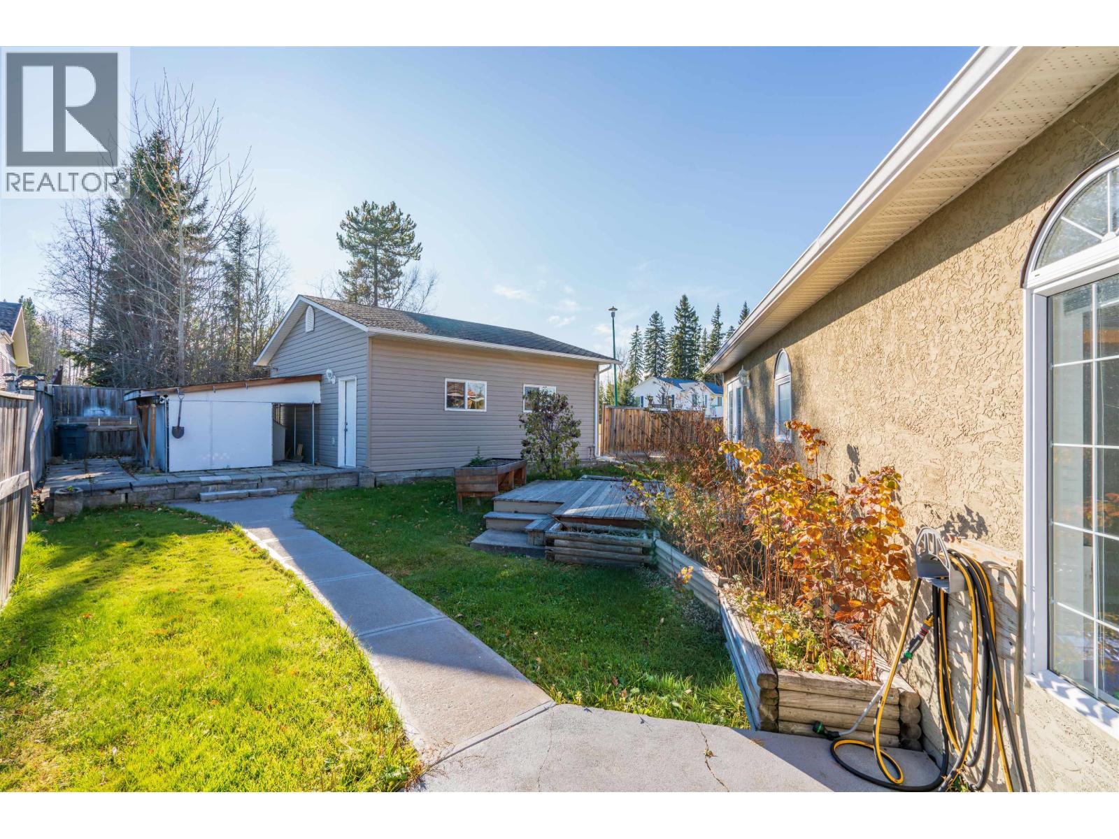 5716 BEARSPAW CRESCENT - 10