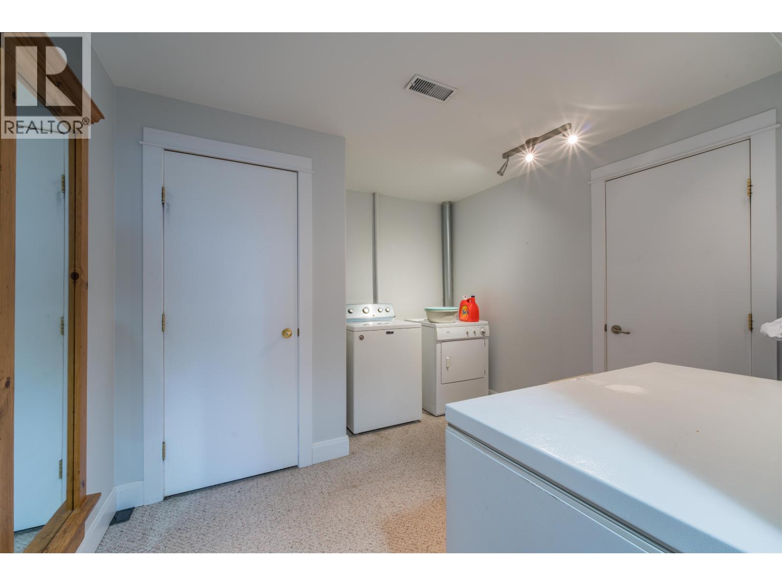 5716 BEARSPAW CRESCENT - 30