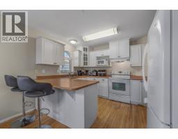Photo 18 of 33, 5716 BEARSPAW CRESCENT · Prince George, BC