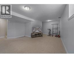 Photo 29 of 33, 5716 BEARSPAW CRESCENT · Prince George, BC
