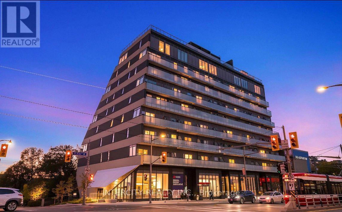 Photo of 863 St. Clair Avenue