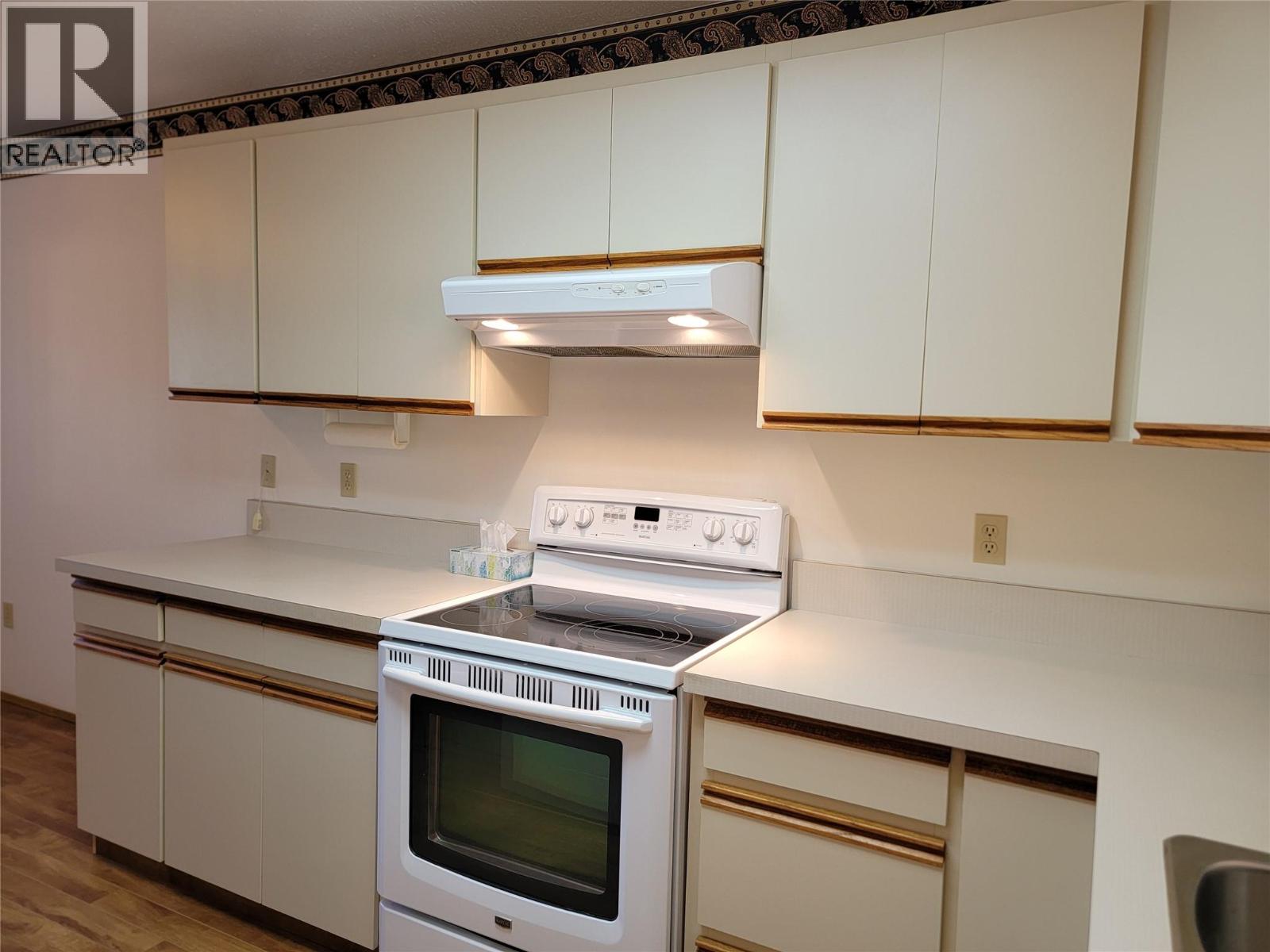 815 11th Avenue Unit# 2, Keremeos