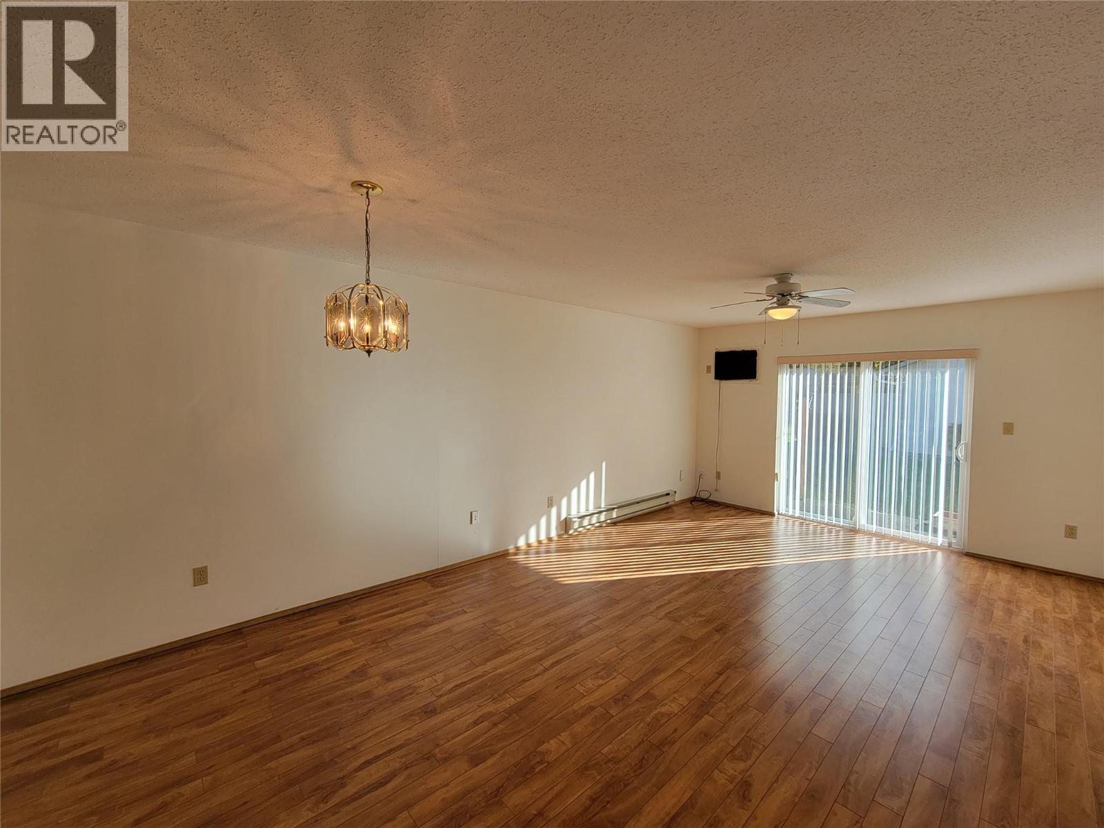 815 11th Avenue Unit# 2, Keremeos