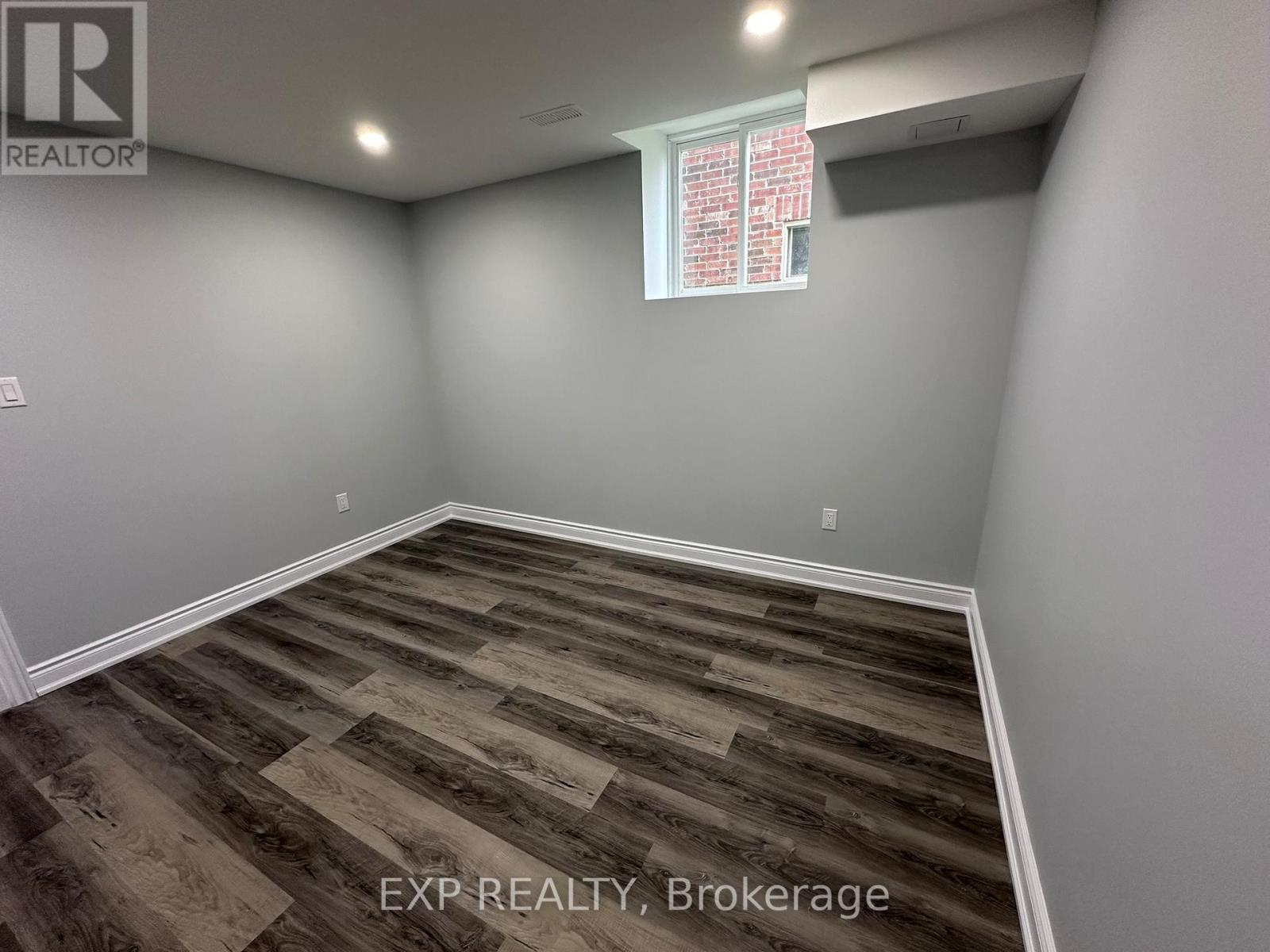 31 Lorne Thomas Place, New Tecumseth photo 21