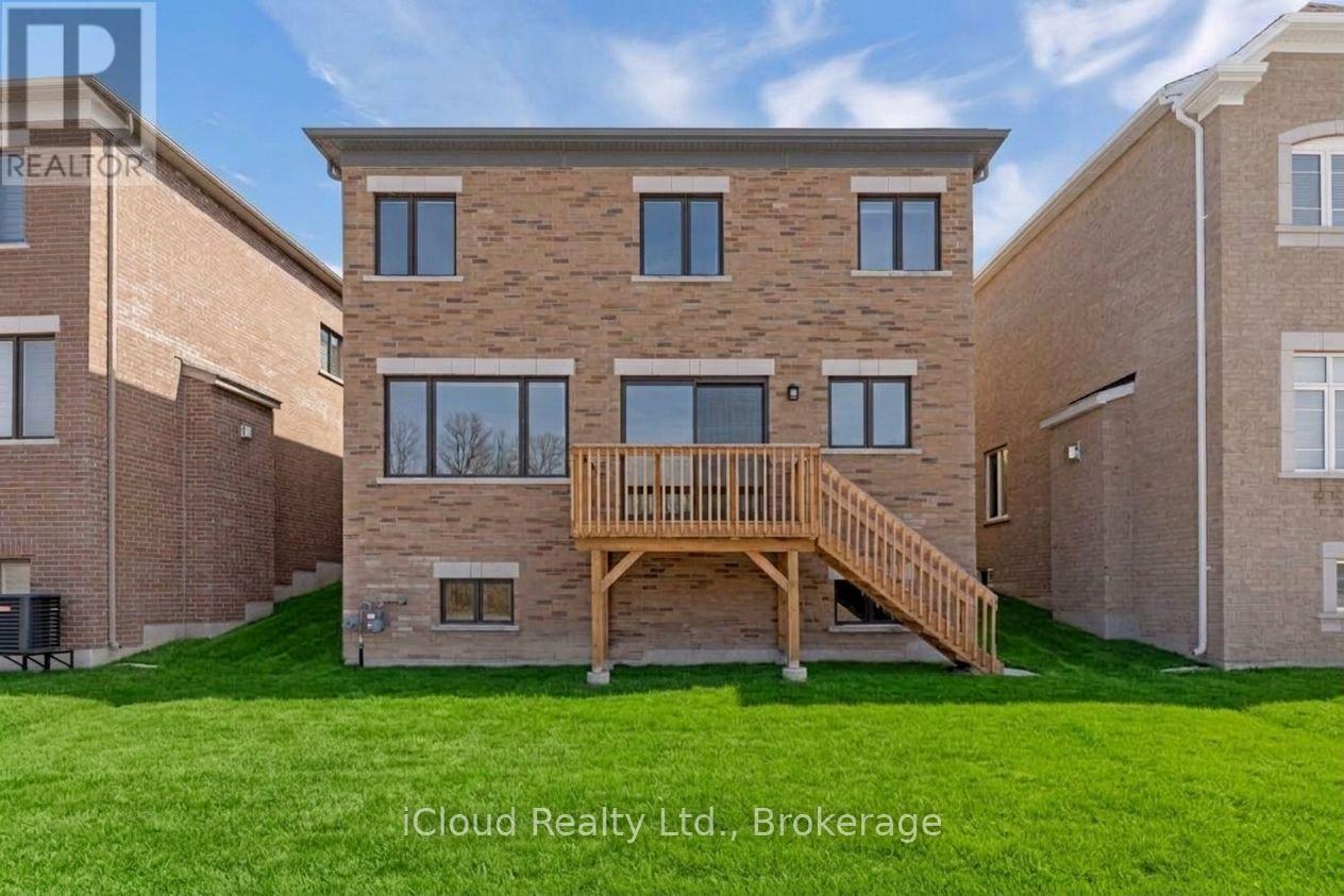 38 PINE HILL CRESCENT - 50