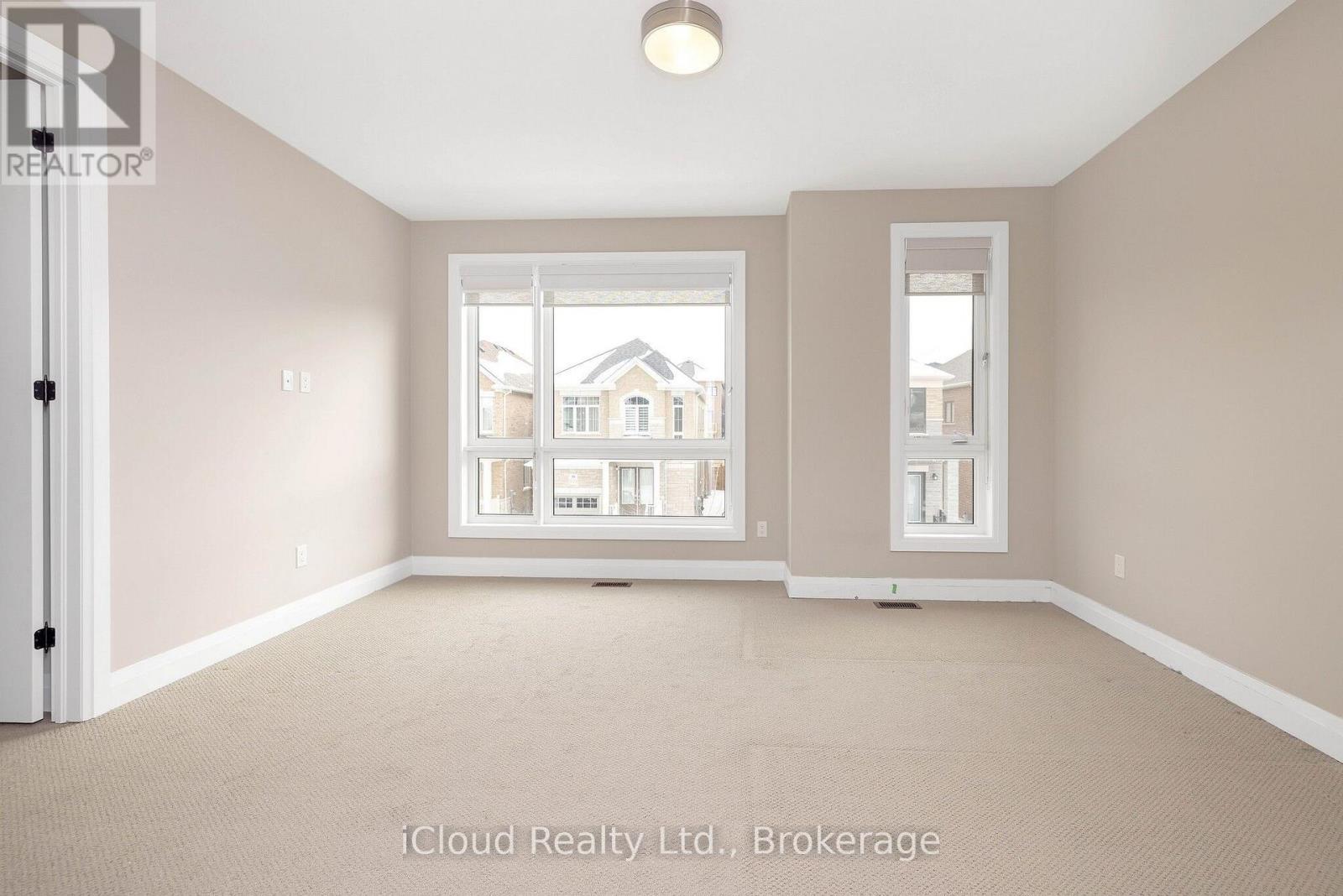 38 PINE HILL CRESCENT - 39