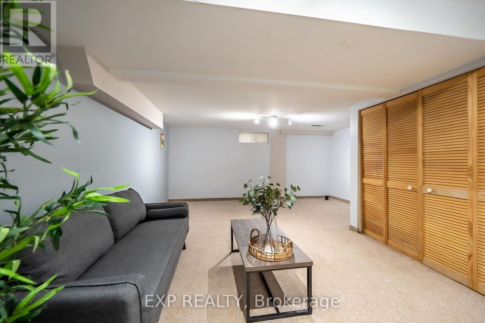 237 Grey Fox Drive, Kitchener, ON photo 16