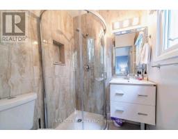 Bathroom - 6954 Coach Drive, Niagara Falls, ON L2G2J1 Photo 11