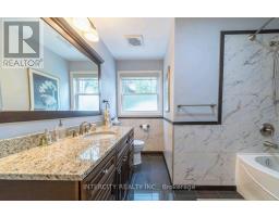 Bathroom - 6954 Coach Drive, Niagara Falls, ON L2G2J1 Photo 9
