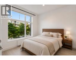 203 747 E 3rd Street, North Vancouver, BC V7L1G8 Photo 10