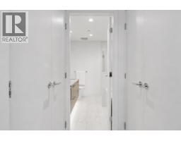 203 747 E 3rd Street, North Vancouver, BC V7L1G8 Photo 12