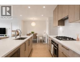 203 747 E 3rd Street, North Vancouver, BC V7L1G8 Photo 7