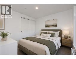 203 747 E 3rd Street, North Vancouver, BC V7L1G8 Photo 16