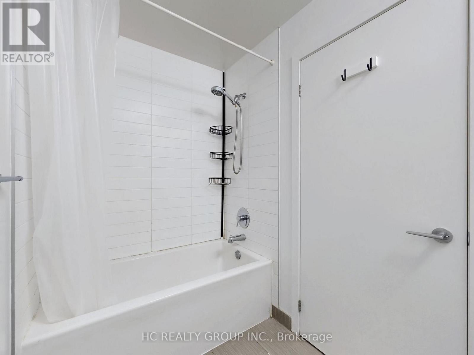 229 - 70 FOREST MANOR ROAD, Toronto (Henry Farm) — photo 10