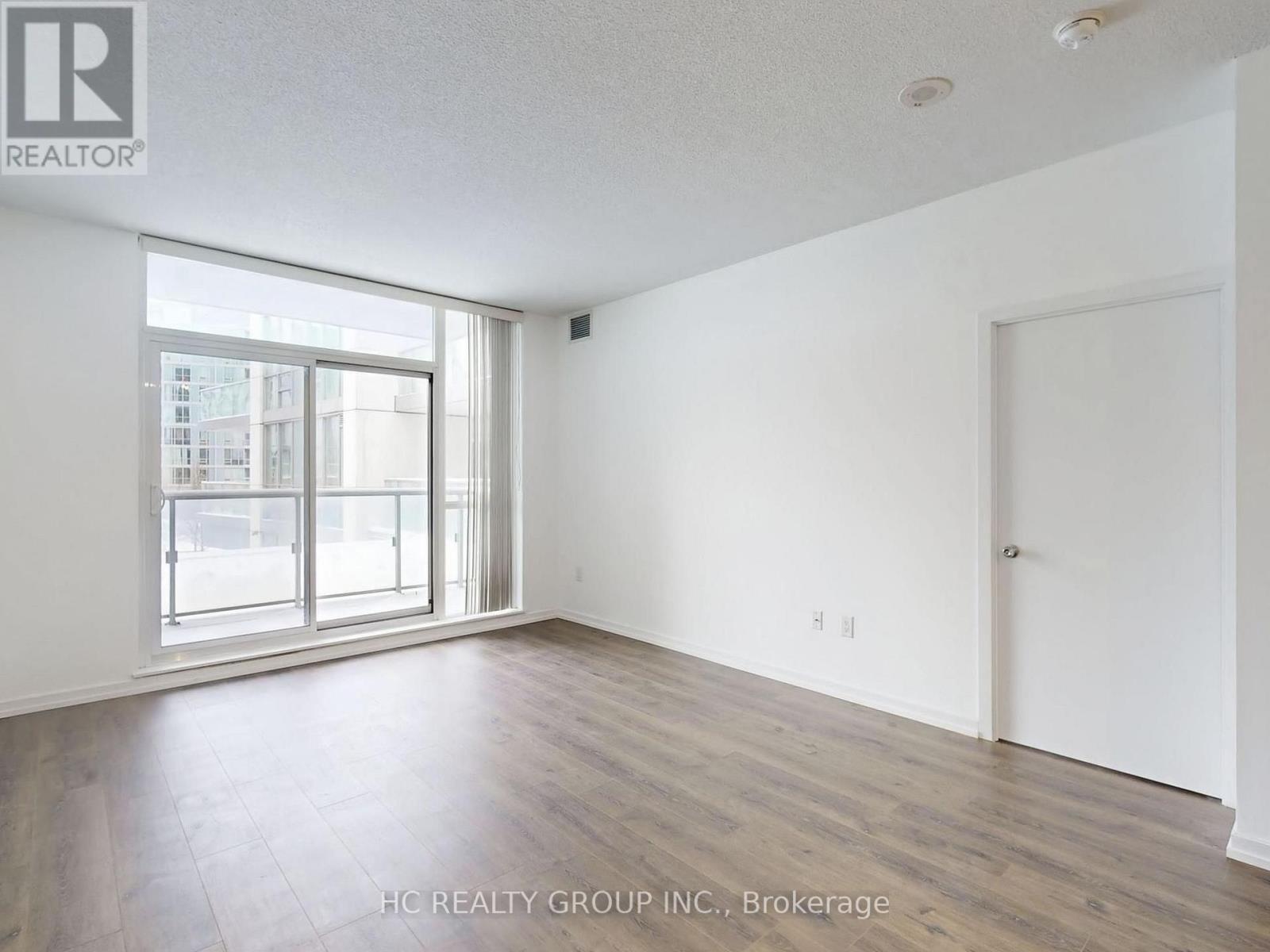 229 - 70 FOREST MANOR ROAD, Toronto (Henry Farm) — photo 3
