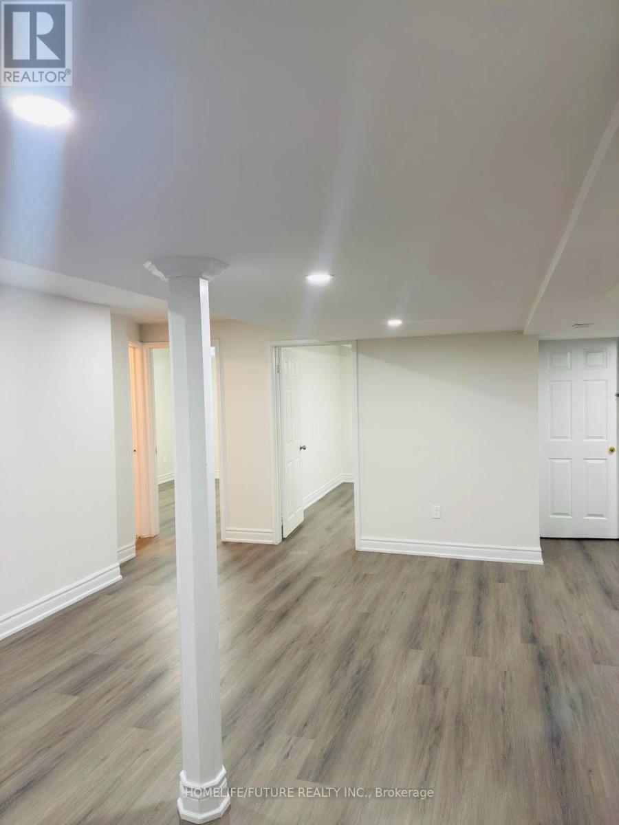 BSMT - 9 GLENHEATHER TERRACE, Toronto (Rouge)