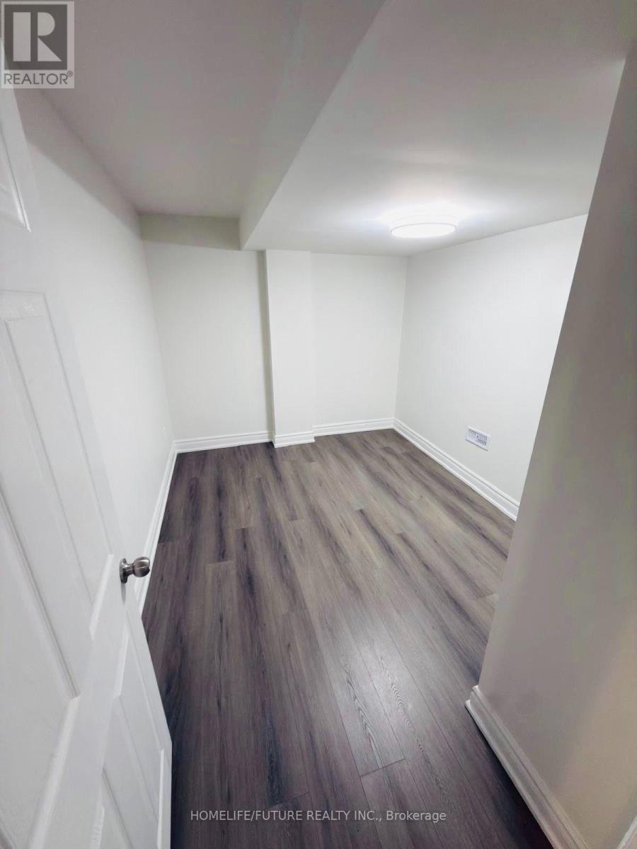 BSMT - 9 GLENHEATHER TERRACE, Toronto (Rouge) — photo 7