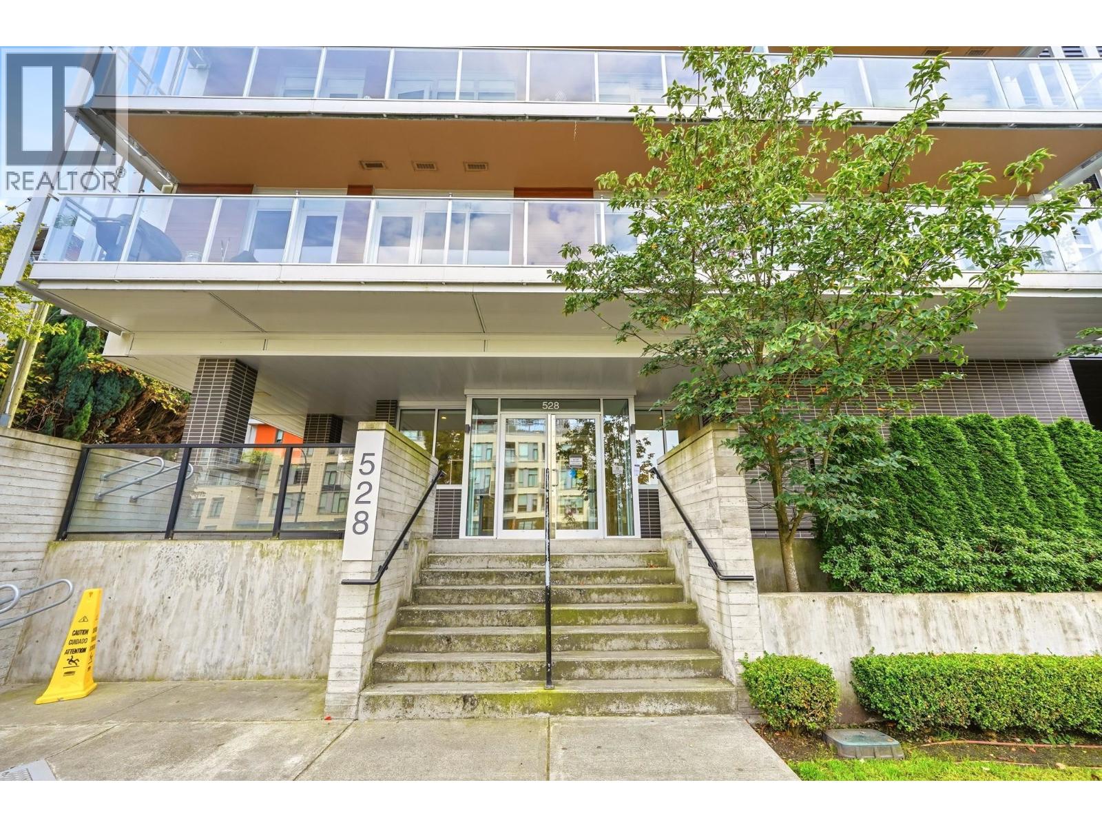 401 528 W King Edward Avenue, Vancouver — photo 17