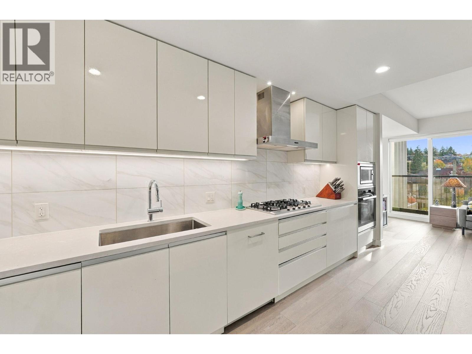 401 528 W King Edward Avenue, Vancouver — photo 5
