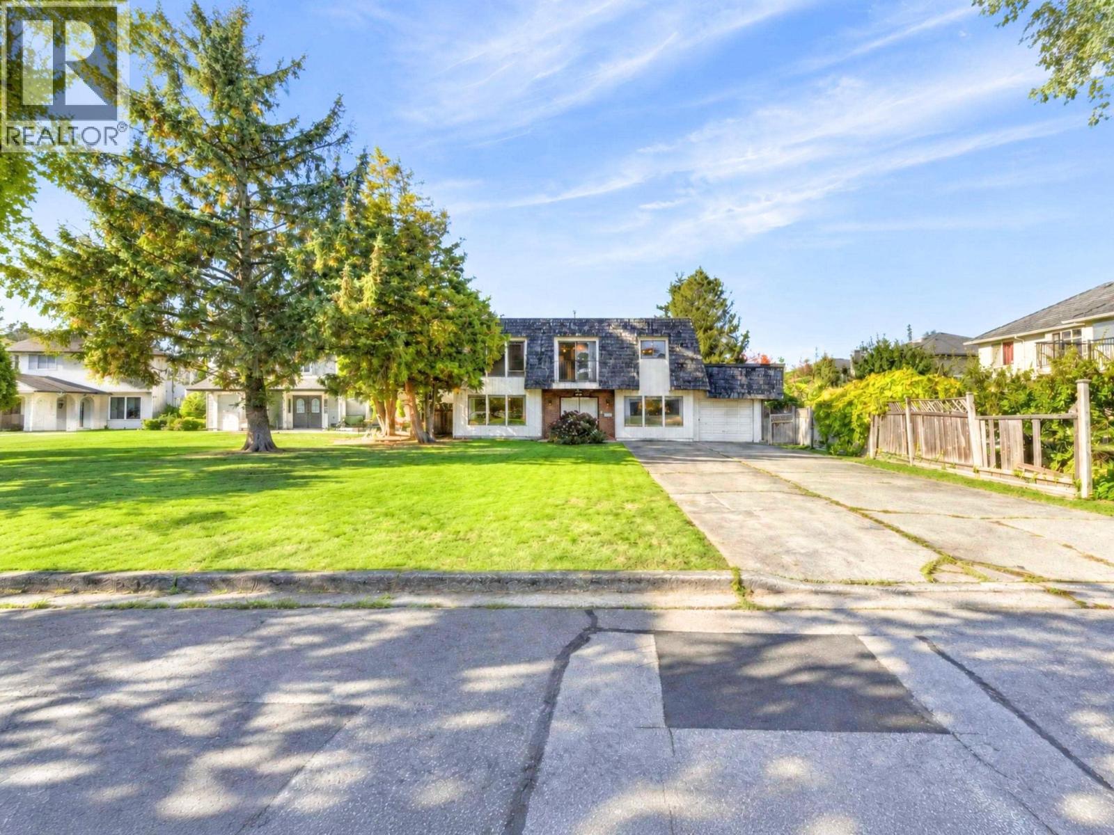 10920 SWINTON Crescent, Richmond