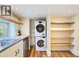 1701 Semlin Drive, Vancouver, BC V5N4P6 Photo 28