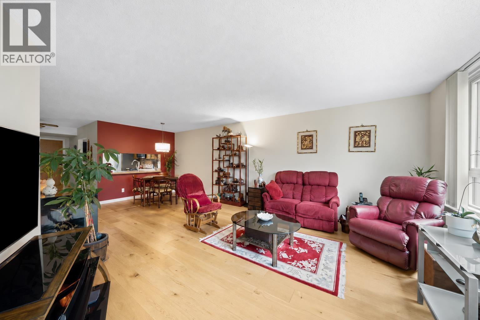703 6070 Mcmurray Avenue, Burnaby — photo 10