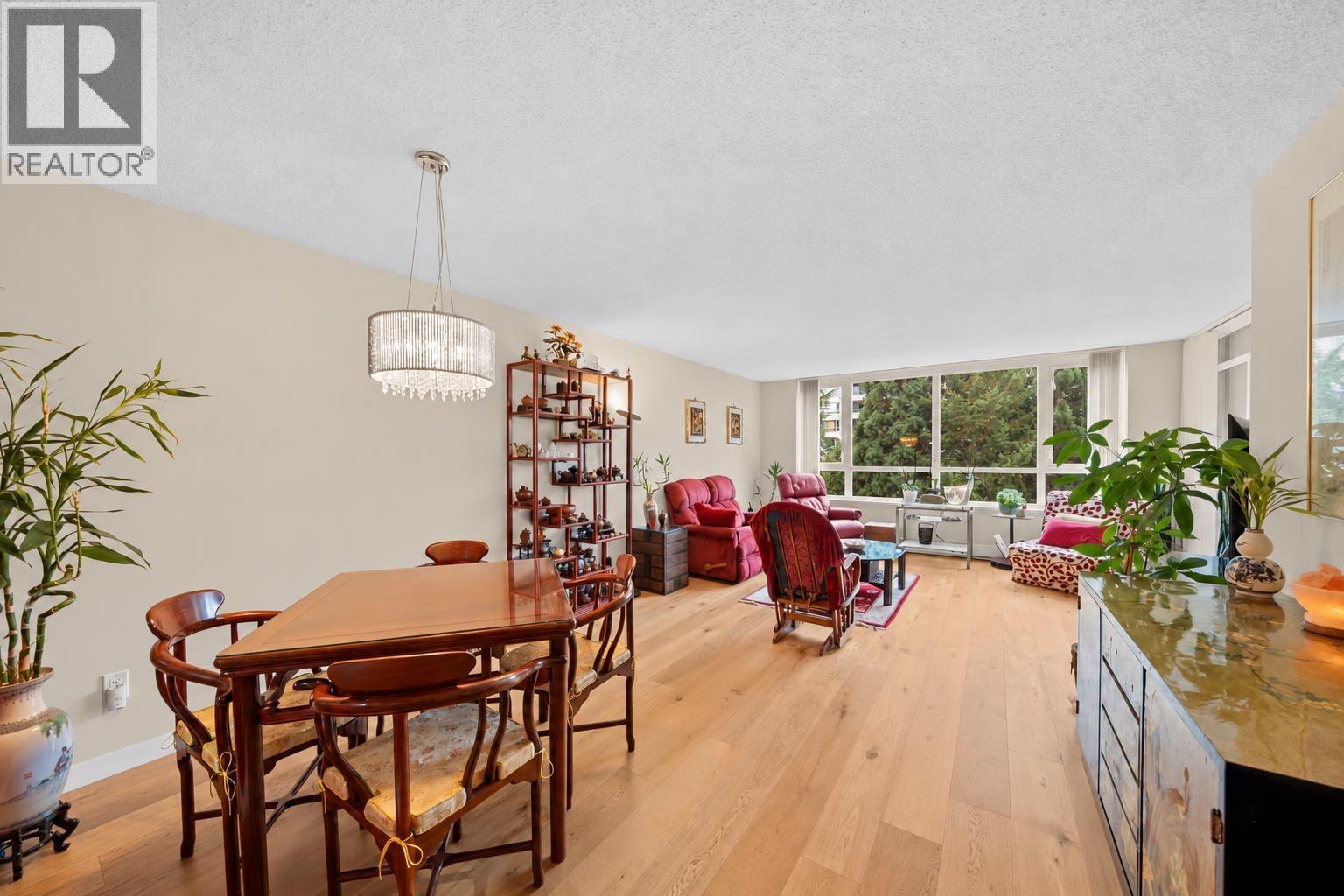 703 6070 Mcmurray Avenue, Burnaby — photo 3