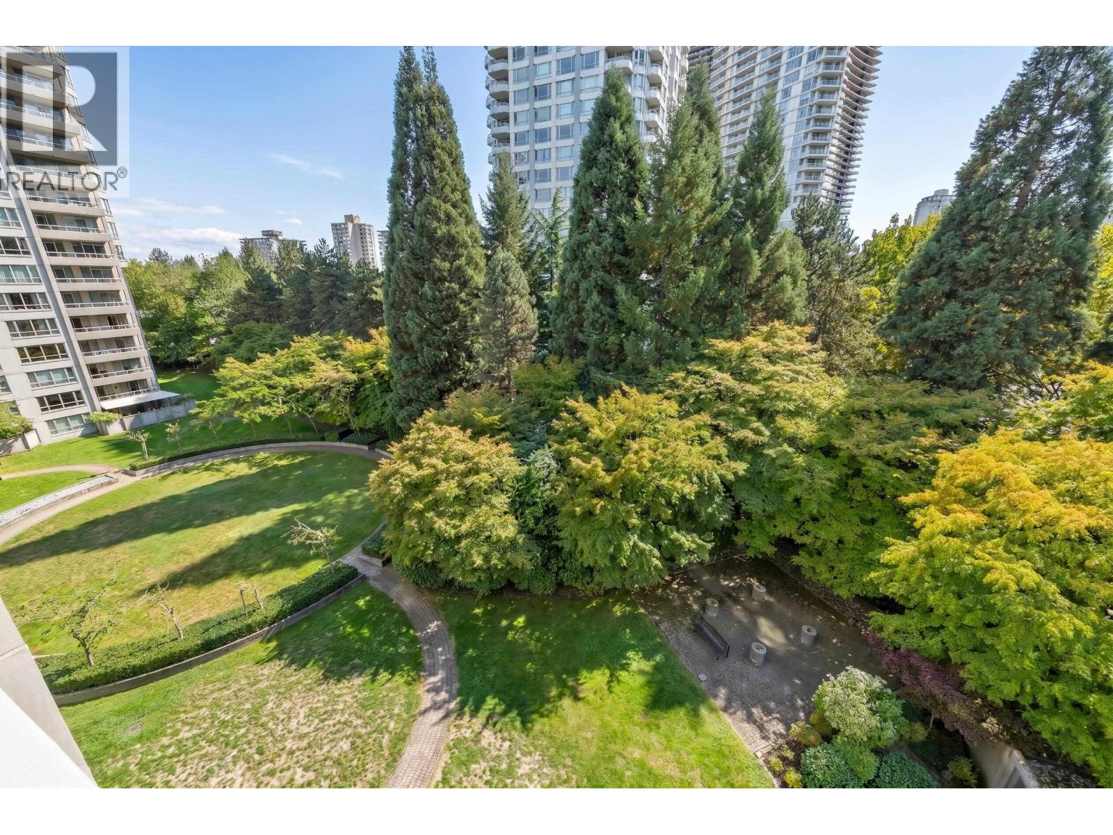 703 6070 Mcmurray Avenue, Burnaby — photo 8
