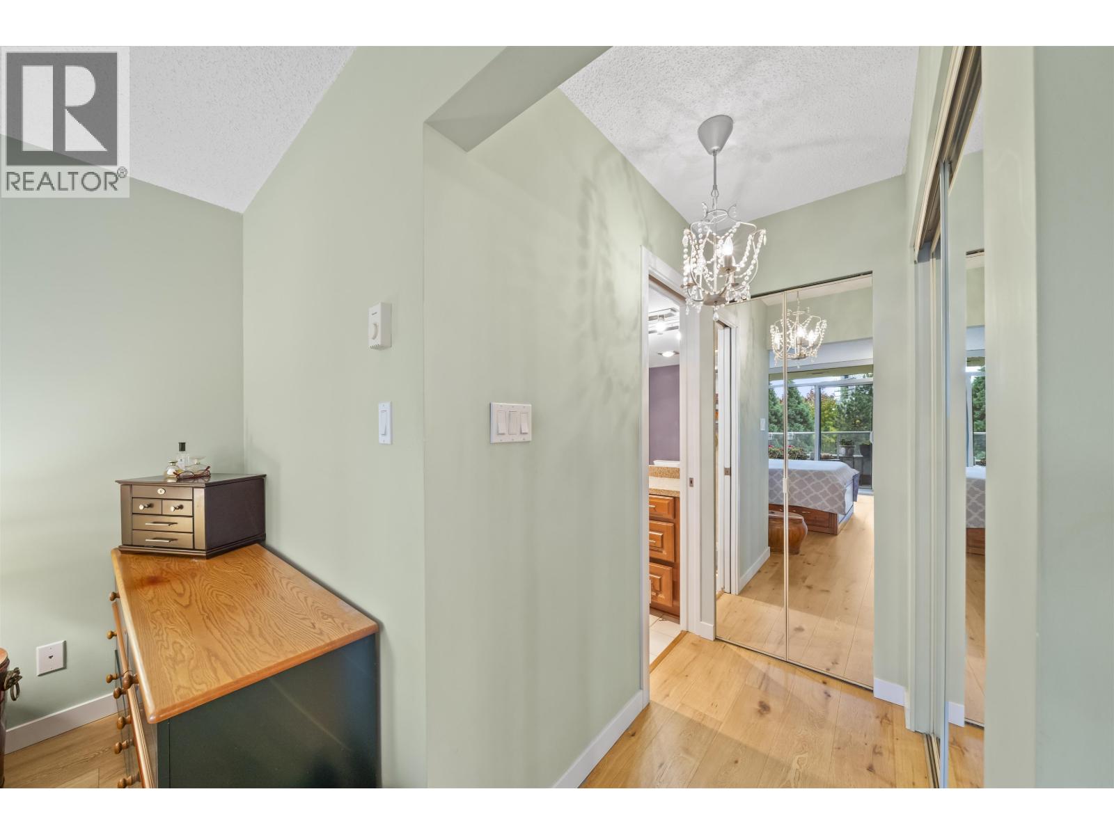 703 6070 Mcmurray Avenue, Burnaby — photo 22