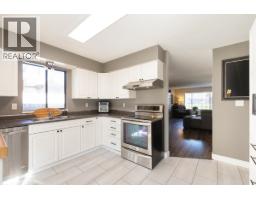3657 Oxford Street, Port Coquitlam, BC V3B4E7 Photo 11
