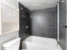 33 Parade Drive, Winnipeg, MB R2C0S3 Photo 34