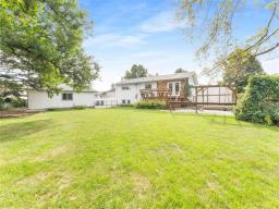 33 Parade Drive, Winnipeg, MB R2C0S3 Photo 43