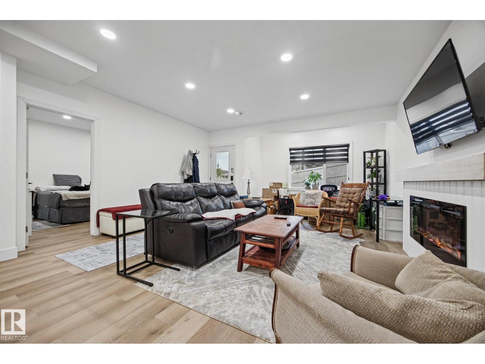 58 Hummingbird Crescent, photo 53