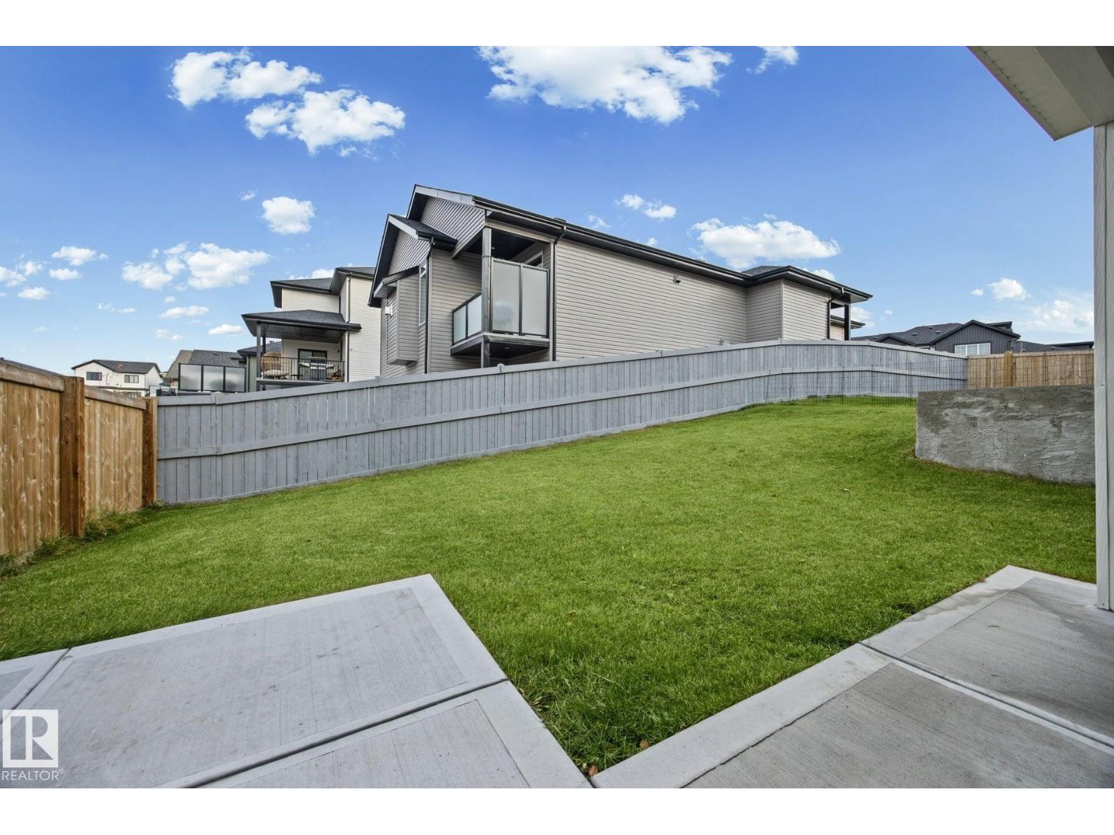 58 Hummingbird Crescent, photo 59