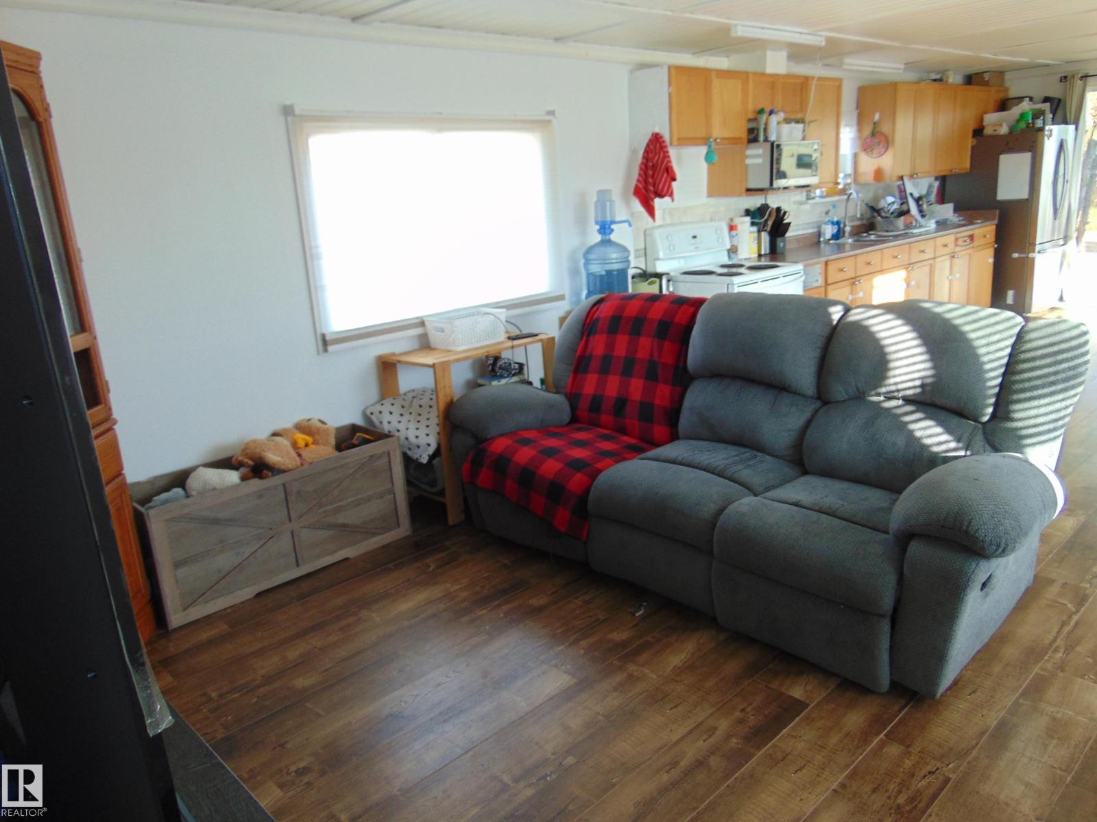 4827 49 AV, Chipman — photo 16