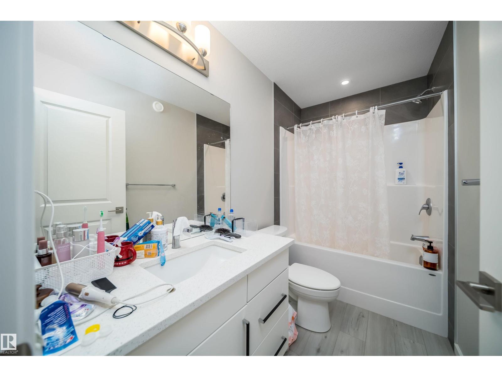Property photograph 24 for MLS E4514367