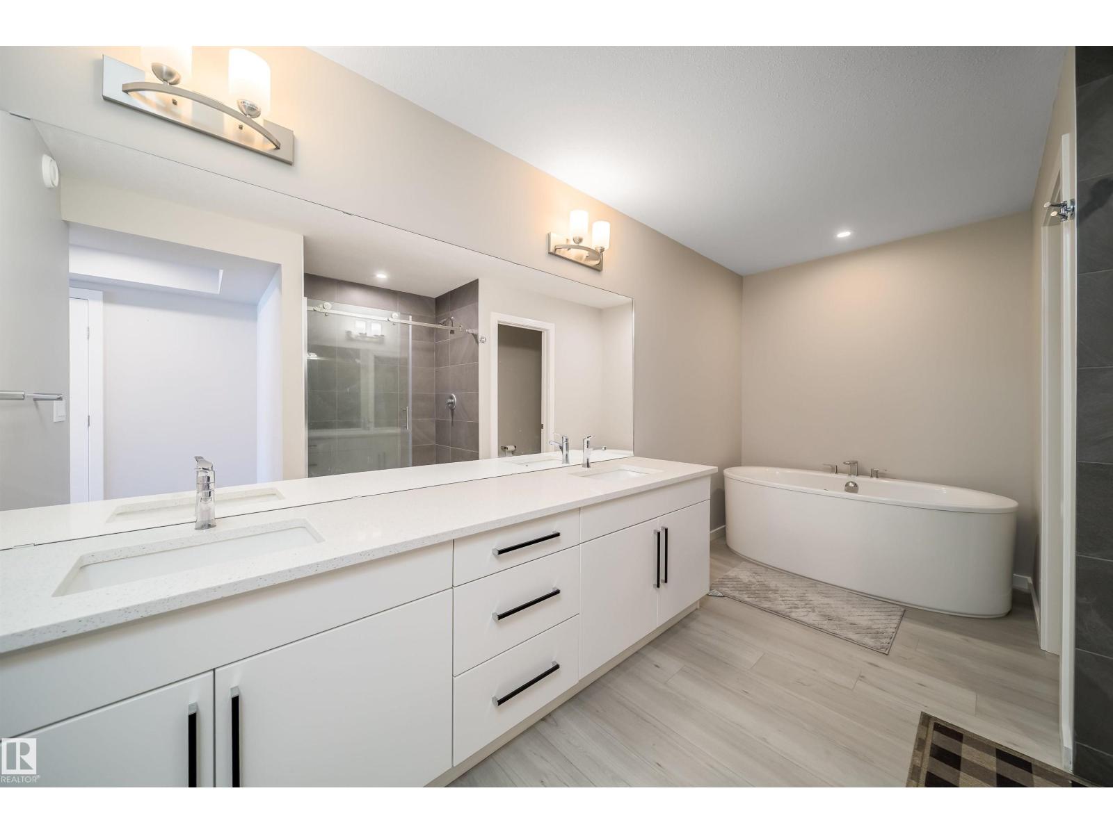 Property photograph 18 for MLS E4514367