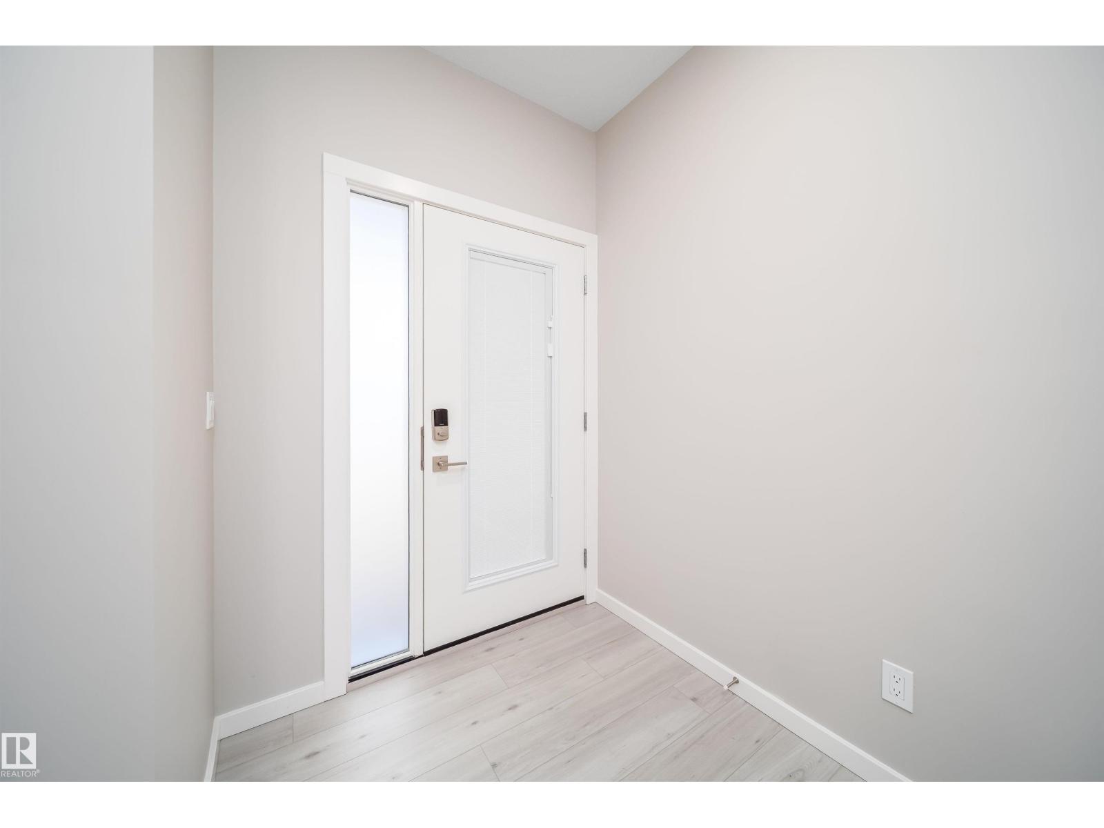 Property photograph 7 for MLS E4514367