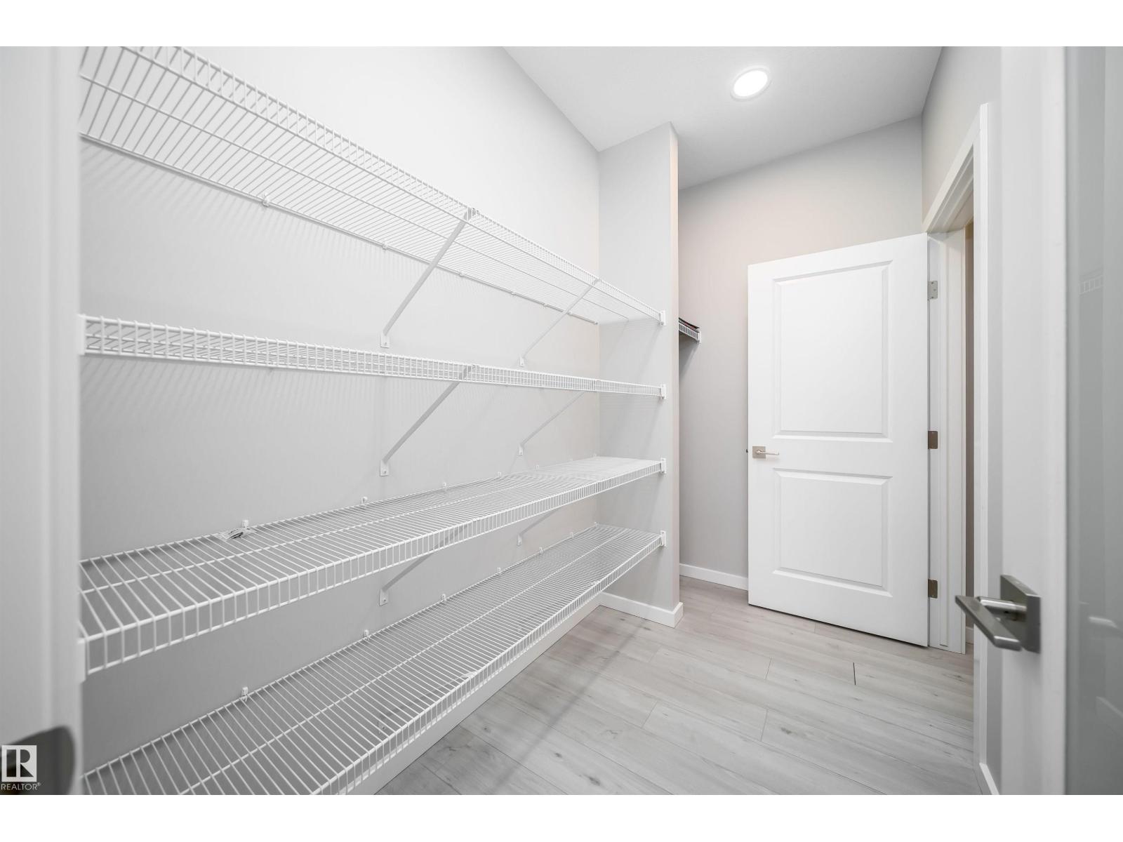 Property photograph 12 for MLS E4514367