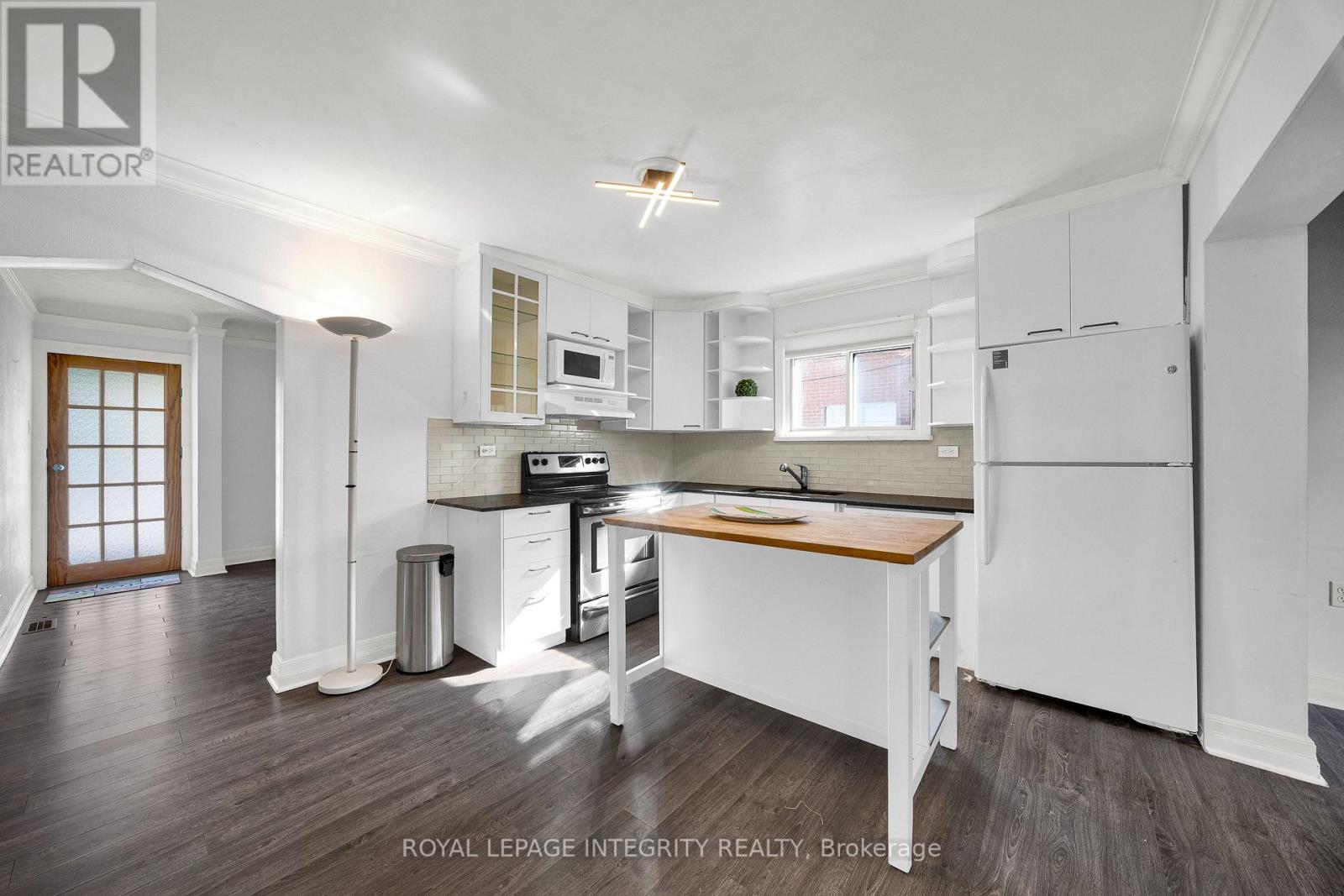 560 KIRKWOOD AVENUE, Ottawa — photo 10