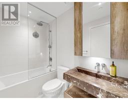 1709 - 11 Yorkville Avenue, Toronto, ON M4W0B7 Photo 8