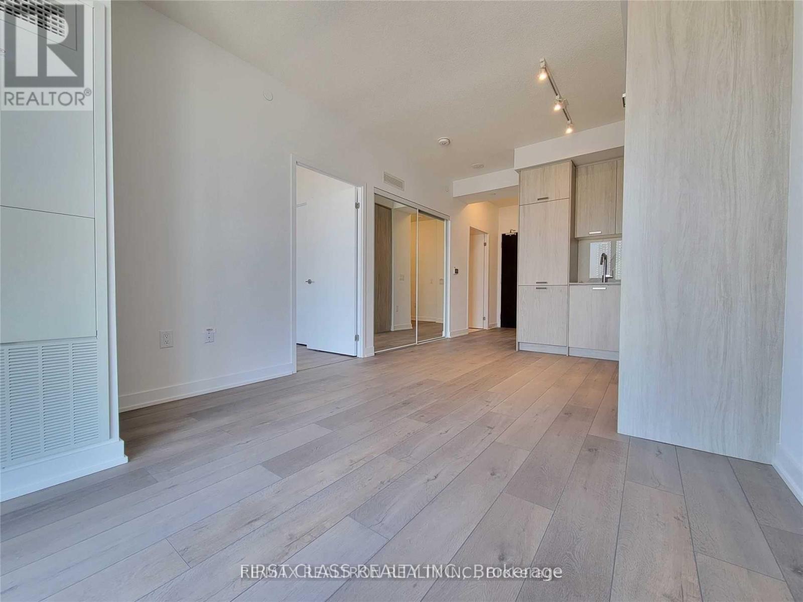 2116 - 38 HONEYCRISP CRESCENT, Vaughan (Vaughan Corporate Centre) — photo 11