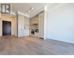 2116 - 38 Honeycrisp Crescent, Vaughan, ON L4K0M8 Photo 8