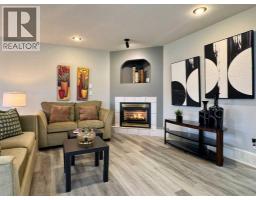 2 (b), 398 Canyon Boulevard, Lethbridge, AB T1K6V2 Photo 11