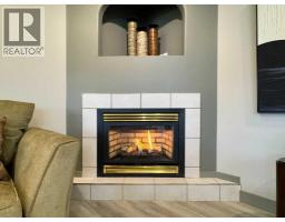 2 (b), 398 Canyon Boulevard, Lethbridge, AB T1K6V2 Photo 12