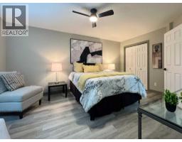 2 (b), 398 Canyon Boulevard, Lethbridge, AB T1K6V2 Photo 23