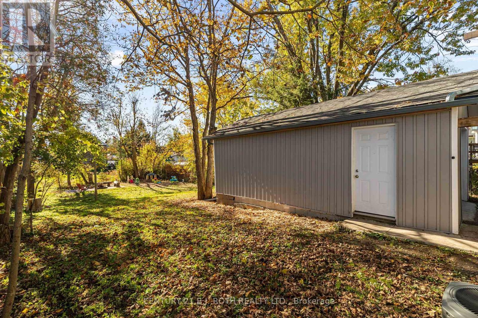 279 NOTTAWASAGA STREET, Orillia — photo 12